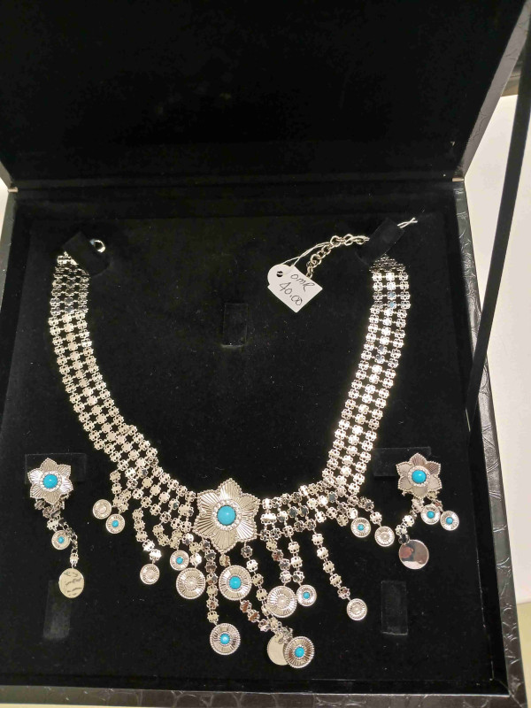 قلادة مع حلق فضة سمرز