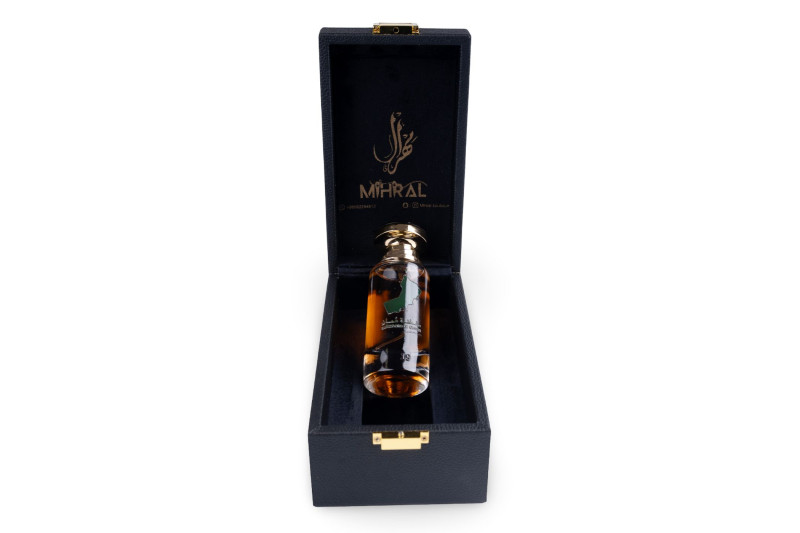 عطر 19