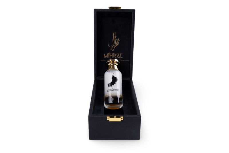 عطر 33